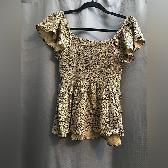 Japna short sleeve top Black and tan leopard design size medium - Picture 4 of 4